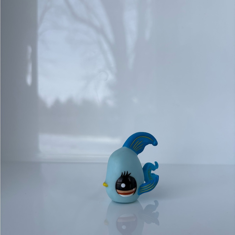 Littlest Pet Shop Blue Fish